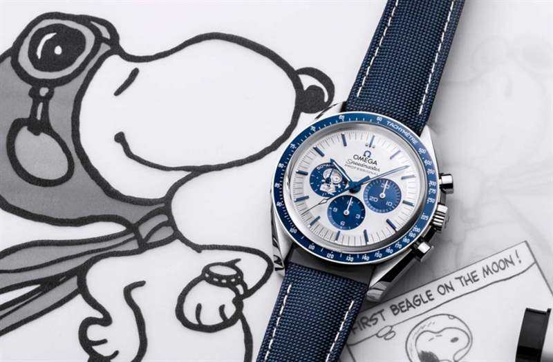 Omega Speedmaster Silver Snoopy Award 50周年腕表! 第三代Snoopy版絕對是Speedmaster迷務(wù)必入手之一枚!