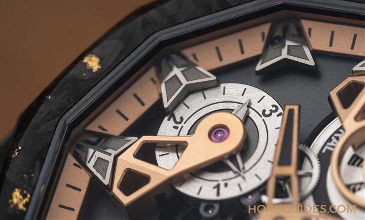 為這道剛硬厚實的輪廓，撒金｜Corum Admiral 45海軍上將飛行陀飛輪鏤空自動腕表-復刻表