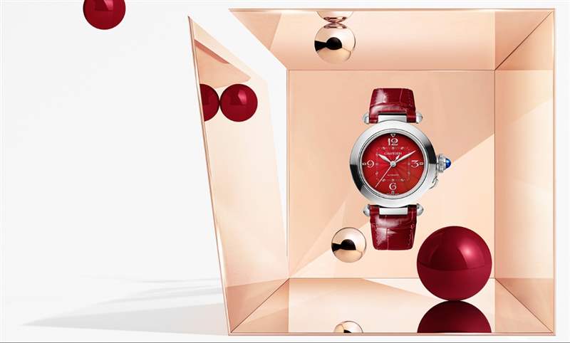 Pasha de Cartier腕表經(jīng)典紅、香檳金面盤限定上市-復刻表