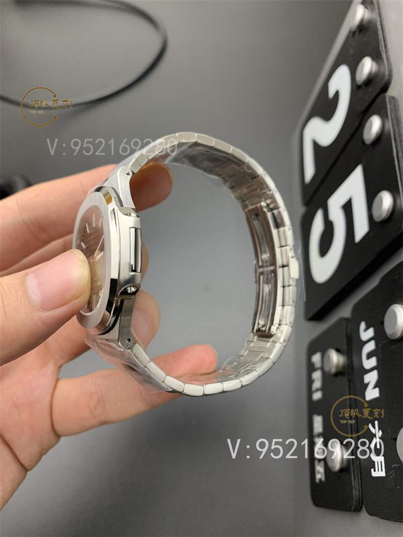 3K廠鸚鵡螺-3K廠百達翡麗鸚鵡螺5711綠盤復(fù)刻做工怎么樣-復(fù)刻表