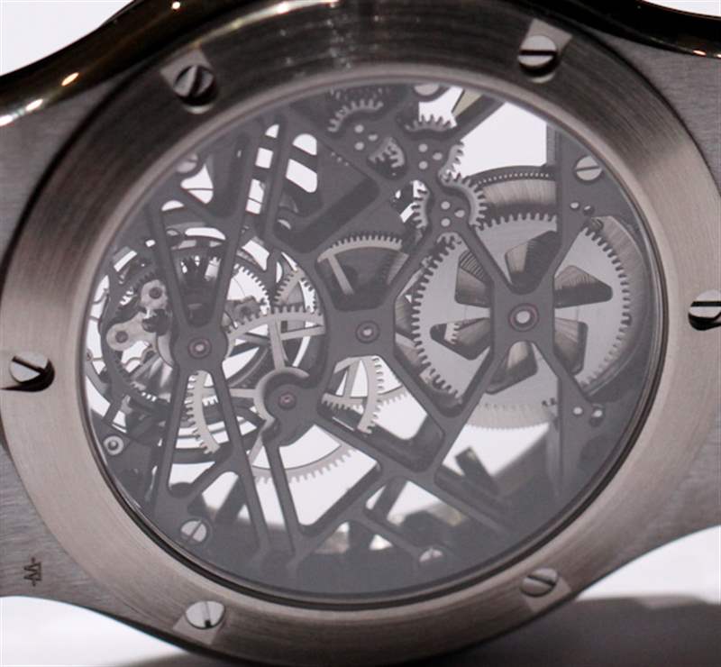 宇舶(Hublot)經(jīng)典融合鏤空陀飛輪45毫米手表動手實(shí)踐-復(fù)刻表