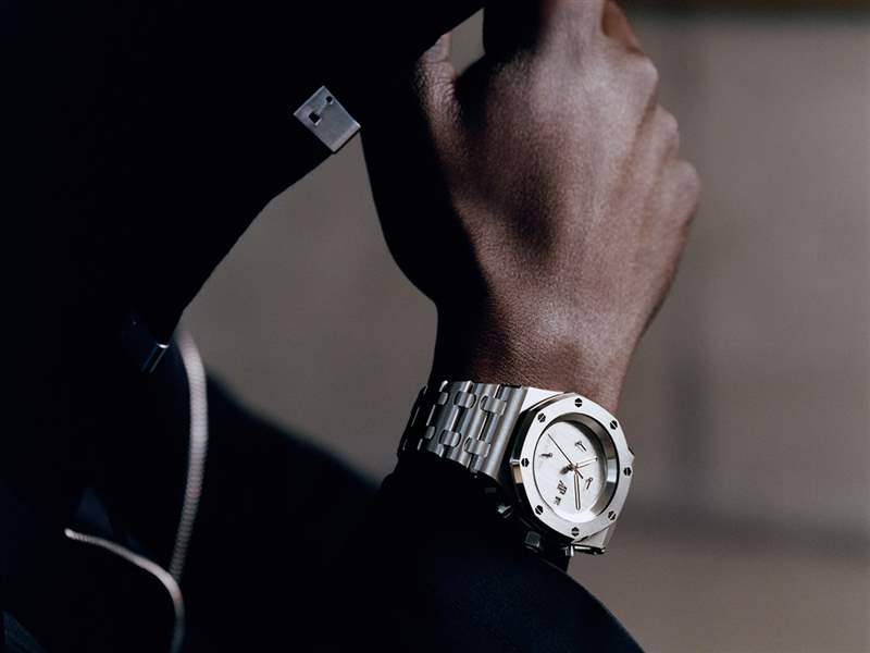愛(ài)彼 (Audemars Piguet) 剛剛與 1017 ALYX 9SM 推出全新合作款 — 打造 4 款全新腕表-復(fù)刻表