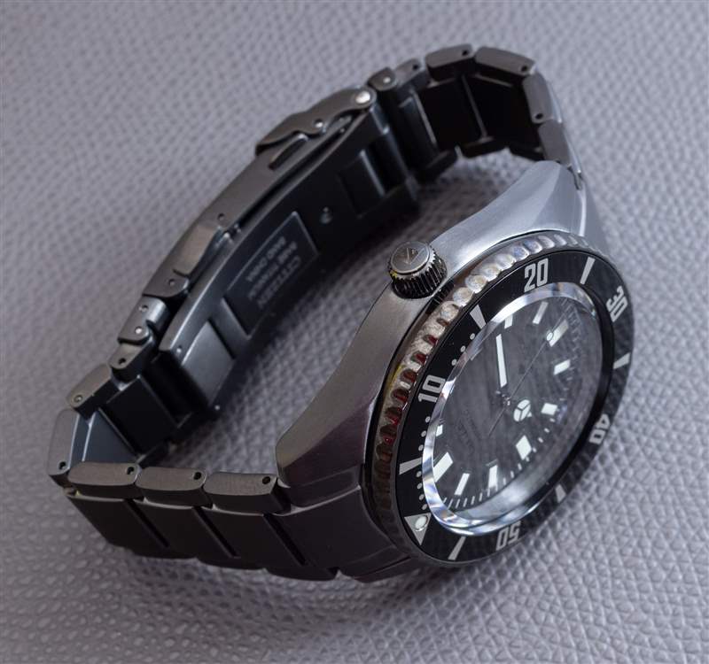 手表評論：西鐵城Promaster Dive自動腕表“Fujitsubo”NB6025-59H DLC超級鈦金-復刻表